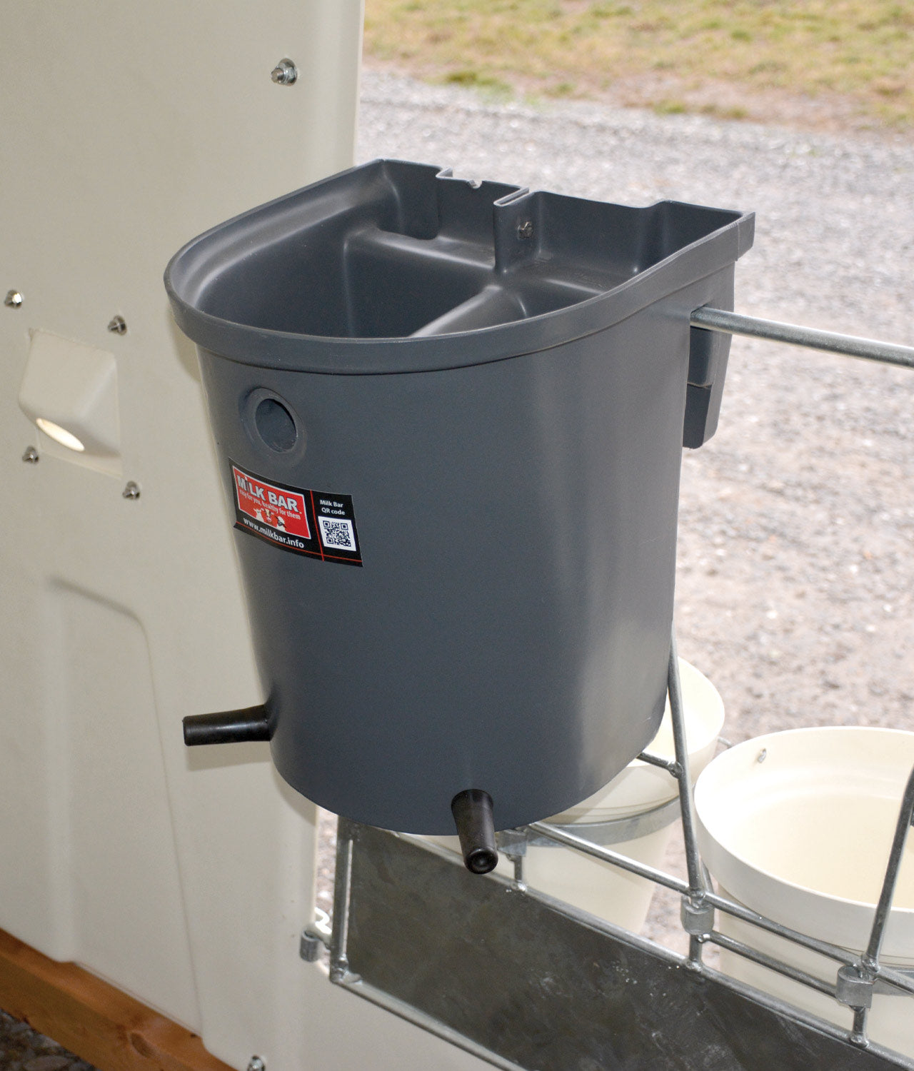 Milk Bar 2 Calf Hanging Feeder image 1